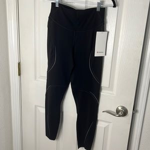 Lululemon Nwt base pace HR tight